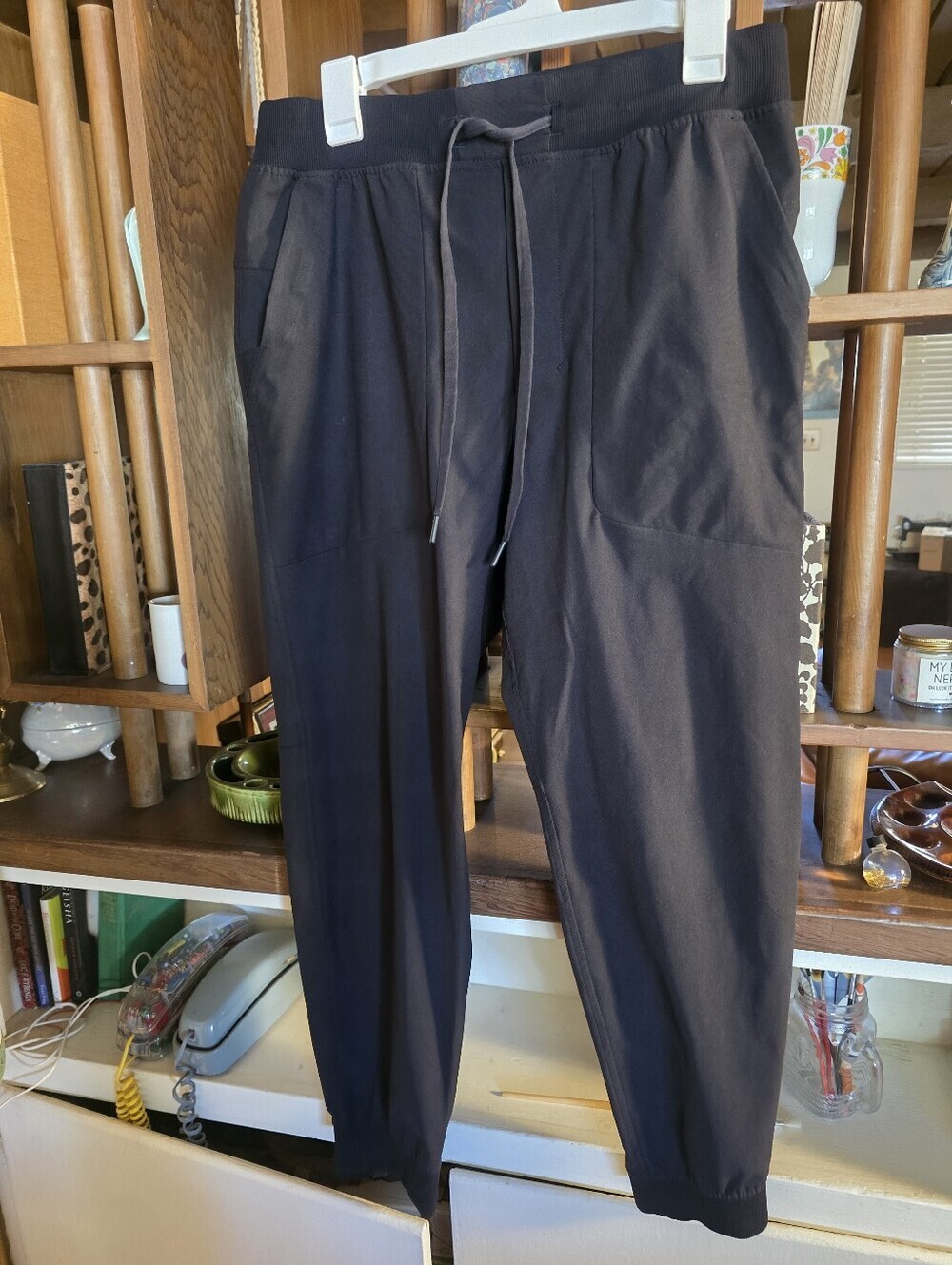 Lululemon Men's Black Drawstring Jogger Pants Large